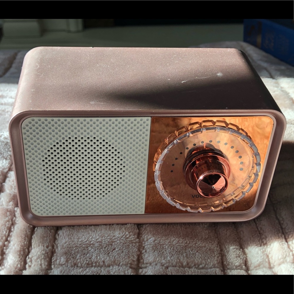 Bluetooth mini jukebox - Picture 2 of 3